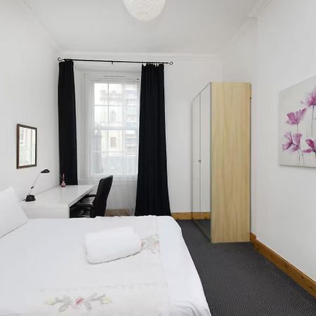 Joivy 3 Bed Flat In Old Town, Close To Grassmarket เอดินบะระ ภายนอก รูปภาพ